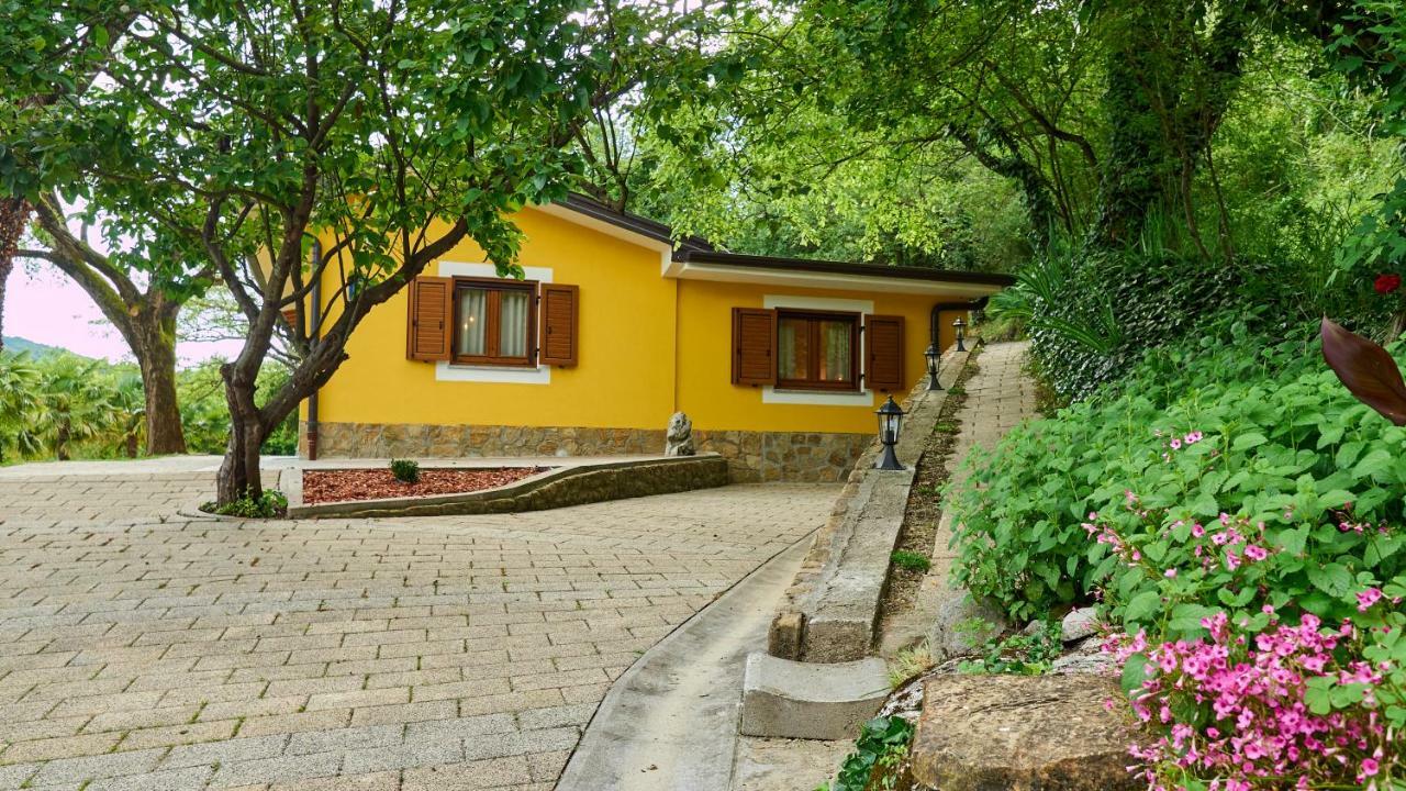 Casa Valla By Rent Istria ブゼト エクステリア 写真